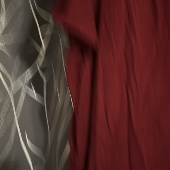 Charlotte Russe maroon blouse with short sleeves - Picture 3 of 3